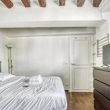 Latin Quarter & Pantheon - Cityapartmentstay * Paříž